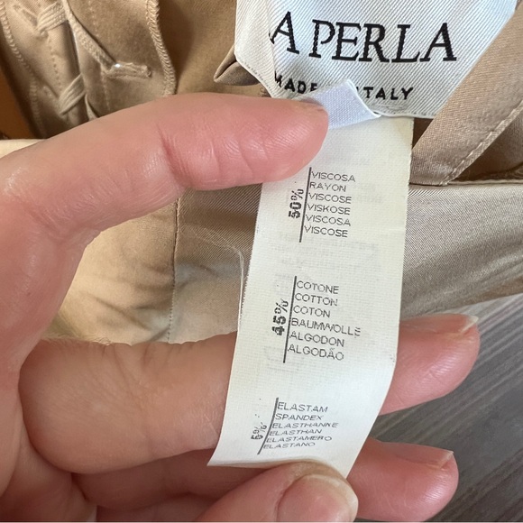 La Perla Corset with Gold Hardware and Lace Back - Picture 8 of 14